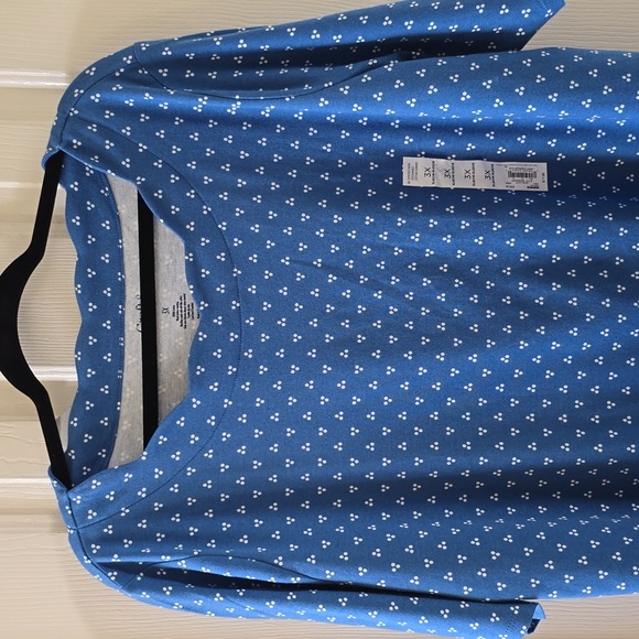 croft & barrow Tops - CROFT AND BARROW WOMEN'S PLUS SIZE BLUE & WHITE SHORT SLEEVES COTTON TOP SIZE 3X